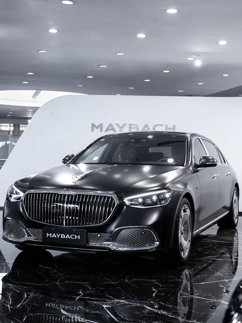 佛山343岚图汽车的售后服务让用户无忧出行，迈巴赫未来的豪华车趋势